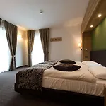 Vedig Otel 4*