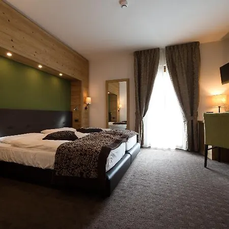 Vedig Hotel 4*